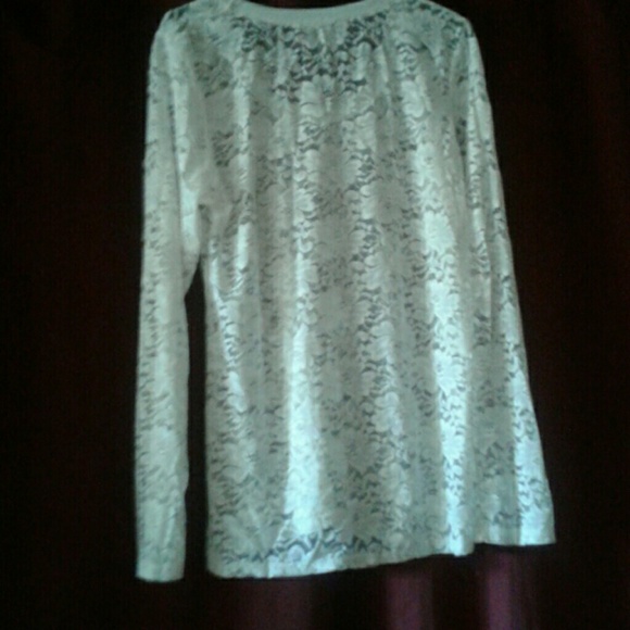 Shirt - Picture 4 of 4